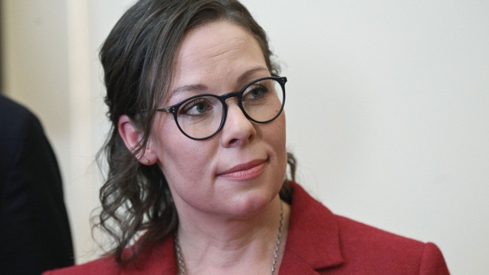 Det finns goda skäl att ifrågasätta vissa punkter i Tidöavtalets migrationsdel. På bilden migrationsminister Maria Malmer Stenergard (M).