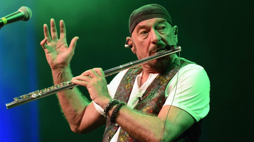 Ian Anderson i Jethro Tull fördömde tilltaget att spela hela album på konserter – för att kort senare göra exakt samma sak själv. Arkivbild.