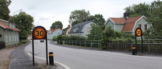 Det går fort på Storgatan i Gamleby