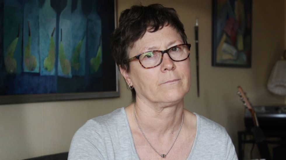 Catarina Holmström, Vimmerby, åker till Västervik för att få behandling för kronisk spridd cancer.