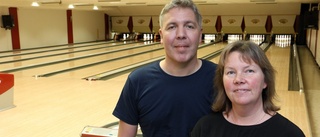 Annika och Johan tar över bowlinghallen