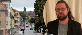 Flicka försvunnen i Lillkyrka – Thomas vill sätta stan i skräck