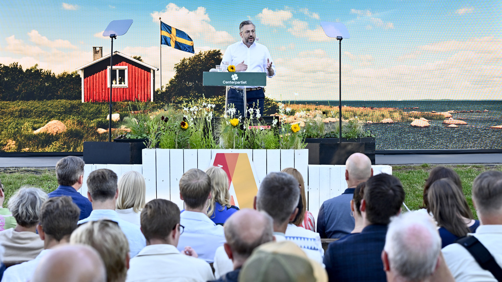 Otydlig. Att Muharrem Demirok vill göra Centerpartiet tydligt har framgått. Men tyvärr inte riktigt vad man vill vara tydlig med. 