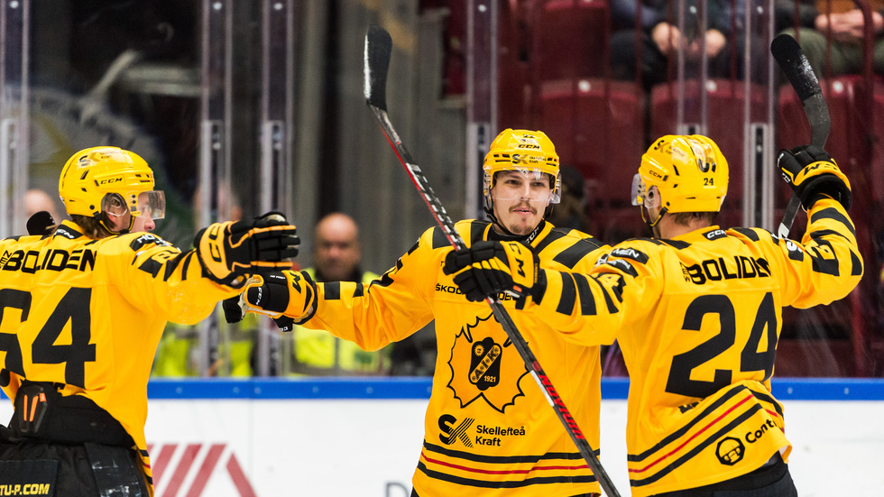 Jonathan Johnson kunde till slut avgöra matchen i Skellefteå AIK:s favör.