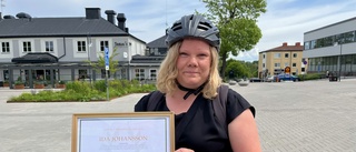 Ida cyklar året runt – nu har hon fått pris