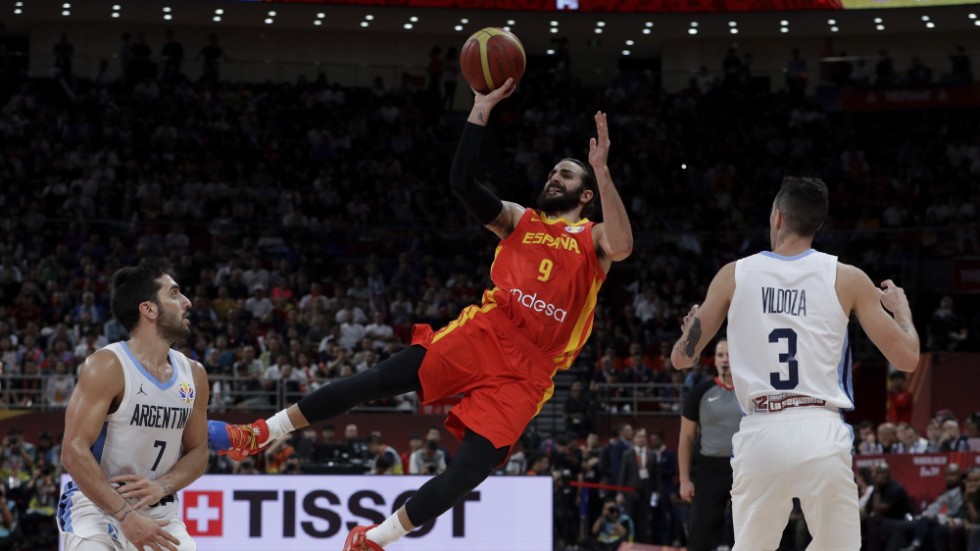 Spanien och Argentina i finalen under senaste basket-VM i Kina 2019 som Spanien vann. Arkivbild.