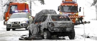 Bilbrand efter kollision vid Lövstaholm