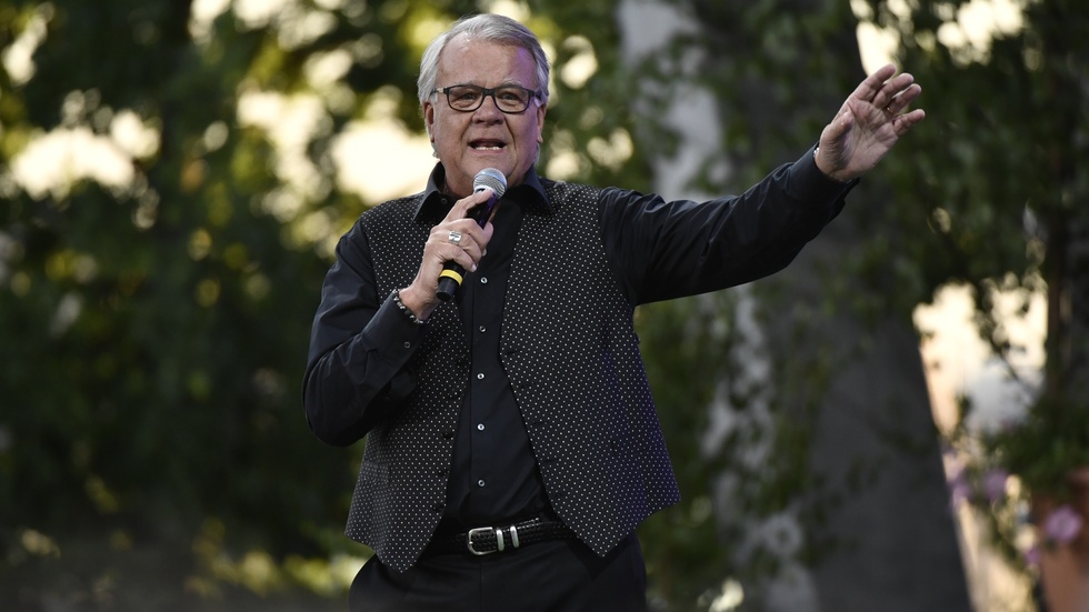 Lasse Berghagen har inte spelat i Lilla Ransta, men bland annat på en midsommarfest i Staxhammar i Trögden.