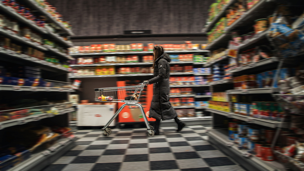 "För en stor butik, som är beroende av el för att hålla varor kylda och hantera dagliga operationer, kan det innebära stora förluster om elnätet är instabilt – både ekonomiskt och för miljön om varor måste slängas", skriver insändarskribenten. (Arkivbild)