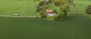 Nämnden nyanserar förhållningsregler om röda hus på landsbygden: "Bara vissa delar"