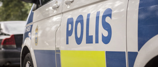 Tre anhålla efter polisinsats   