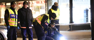 Poliser i tjänst i Vetlanda vid knivattack