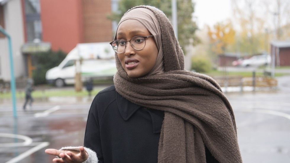 Khadra Osman bor i bostadsområdet Tjärna ängar i Borlänge.