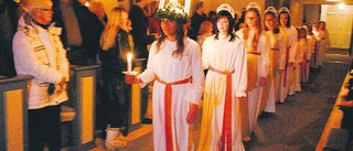 Stämningsfull Lucia i Virserum