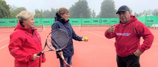 Toppmoderna hybridbanor för tennis invigda i Katrineholm