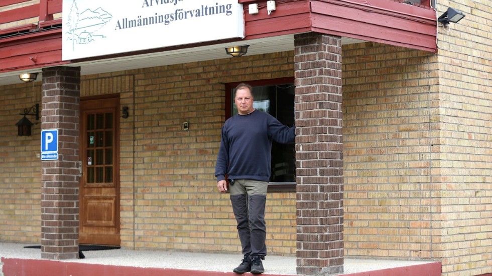 "I våras när Allmänningen hade årsmöte föreslog deltagarna att vi skulle hjälpa Ukraina och alla nappade", säger Robert Grimm som uppskattar värdet av avverkningen till cirka 85 000 kronor.