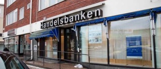 Totalt barskrapad vid separation - nu mötte kvinnan Handelsbanken i rätten