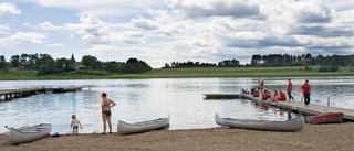 Alginvasionen vid badet fortsätter