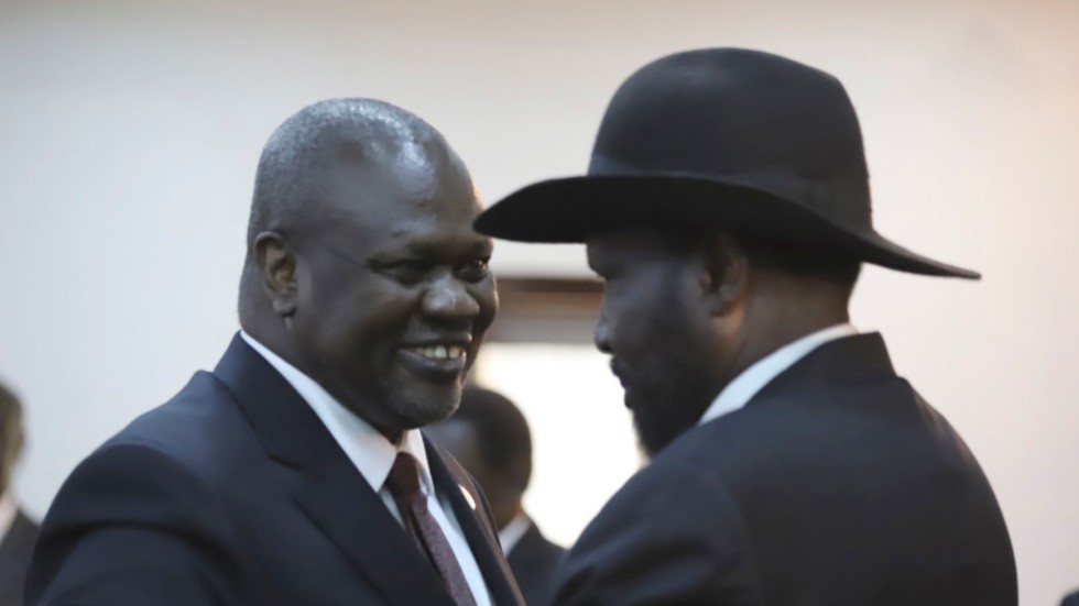 President Salva Kiir och hans rival, vicepresident Riek Machar, i Sydsudans huvudstad Juba 2020.