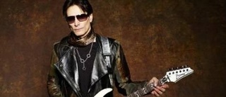 Steve Vai till Uppsala i höst