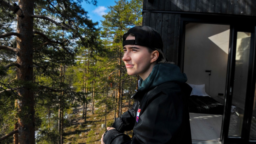 Johanna Björk har haft svårt att hantera sin prestationsångest, en av faktorerna bakom hennes depression som slog till redan i tonåren.