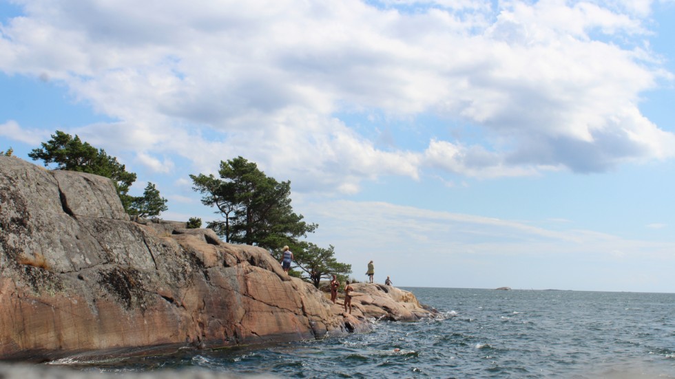 Att det är vackert ute vid Händelöps klippor råder ingen tvekan om.