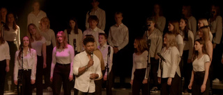 Se igen: John Lundvik och Katrineholms musikklasser bjöd på konsert