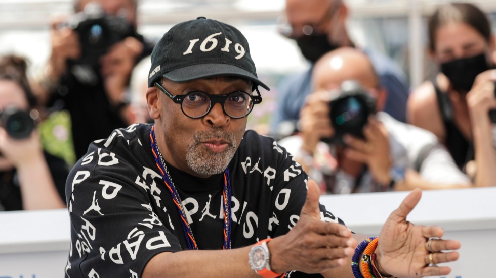 Juryns ordförande, regissören Spike Lee, surnade till när den samlade pressen bara ville ställa frågor till honom under tisdagens presskonferens med årets jury. Arkivbild.