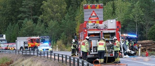 Två tonårspojkar omkom i trafikolycka