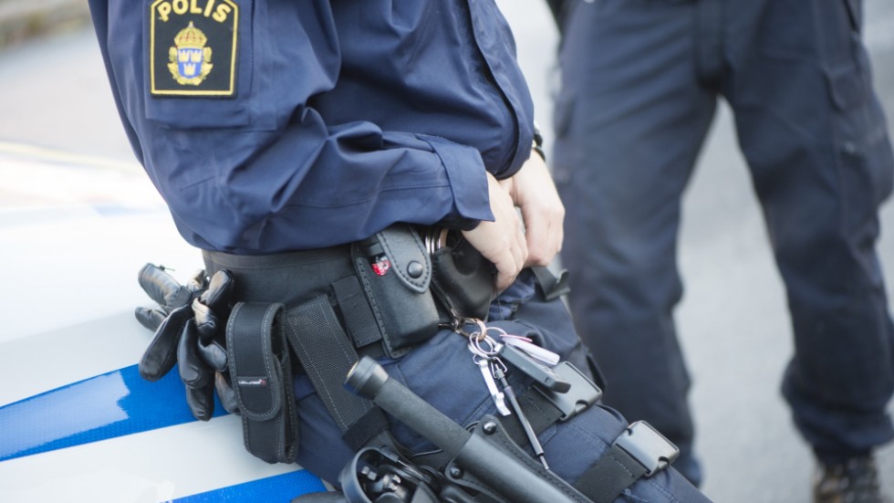 Polisen fick ta hand om en berusad man efter en olycka.