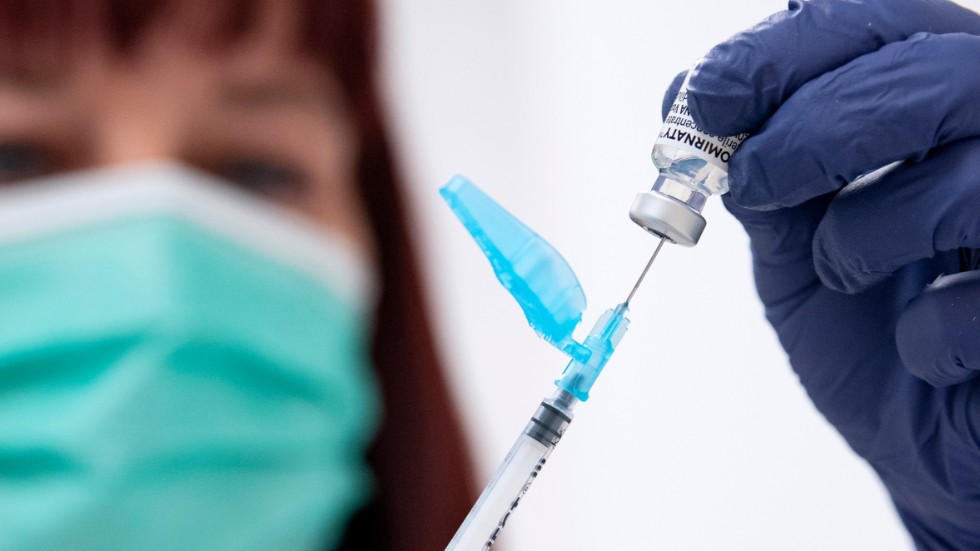 I dag är vaccination det effektivaste sättet att undvika att bli allvarligt sjuk eller i värsta fall dö i covid-19.