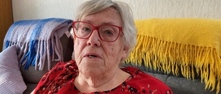 Barbro, 82, flyttade närmare sonen – nu är hon fast i Mariefred