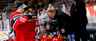 Utskällningen bakom kulisserna i derbyt: "Hon var riktigt arg"