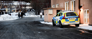 Efter blodigt bråk på skola – elev och lärare anmälda för brott