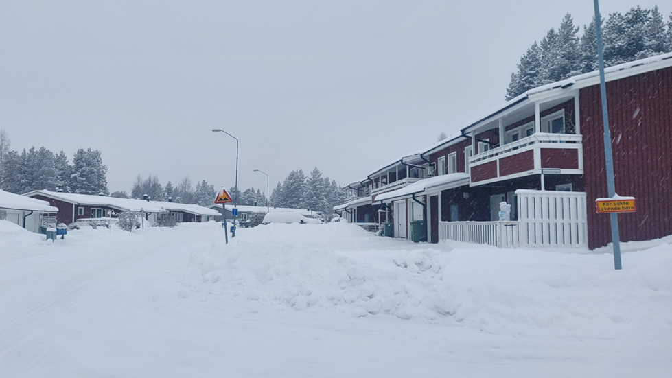 Arvidsjaurhem vill chockhöja hyrorna i vissa radhus på Idrottsvägen och Slalomstigen med närmare 50 procent vilket gör att hyresgästerna befarar att de tvingas flytta.
