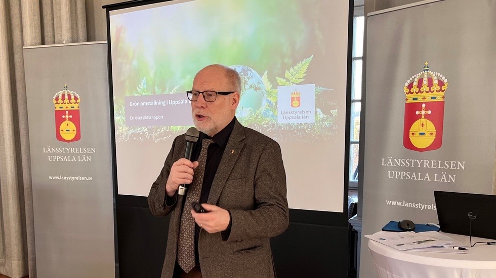 Stefan Attefall presenterade rapporten Grön omställning i Uppsala län under en presskonferens på Slottet.