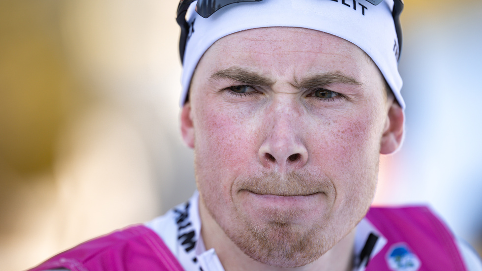 Fredrik Andersson, Piteå Elit, kraschade oturligt i herrarnas tvåmil i Smart Energy Cup. (Arkivbild)