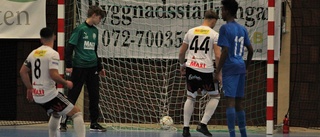 Höjdpunkter: Herrarnas gruppspel i Boren Futsal Cup