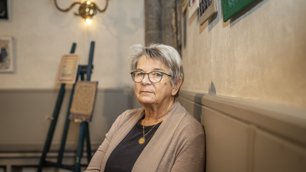 Inger Harlevi tas i försvar av Irene Magnusson.