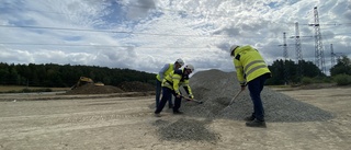 Historiskt spadtag för toppmodernt ställverk i Åkers styckebruk