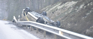 Voltade på riksväg – smet från platsen