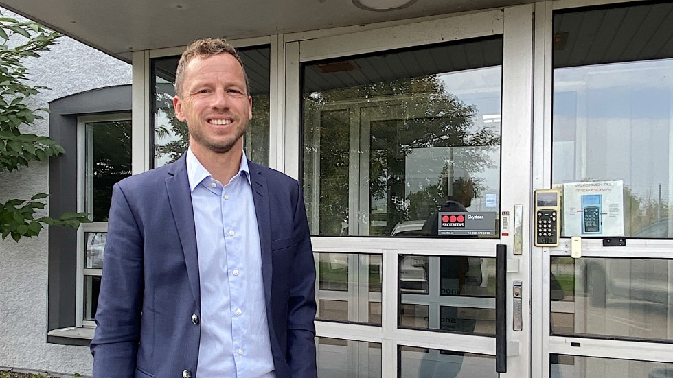 Magnus Odhagen, vd på Alnova Balkongsystem AB, ser fram emot att få ta över verksamheten i det konkursdrabbade Teknova Byggsystem AB i Vadstena.