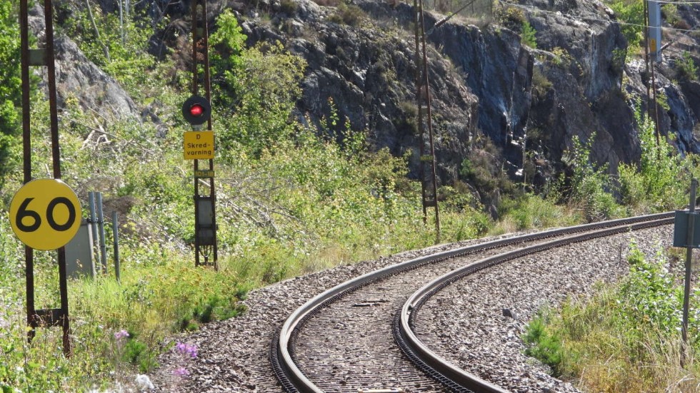 Tågtrafiken stoppades mellan Stockholm och Norrköping på fredagen.