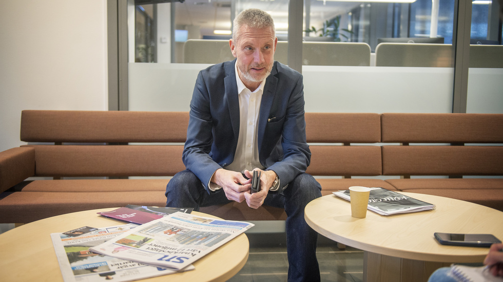 Robert Eriksson, chefsåklagare vid åklagarkammaren i Nyköping, är åklagare i ärendet.