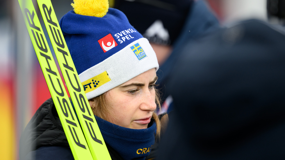 Ebba Andersson tappade en minut på täten över tio kilometer och slog sig inte in på topp tio i resultatlistan.