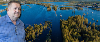 Vattnet förvandlade kommunalrådets gård – till en ö