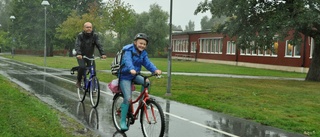 Säkrare skolvägar ska minska skjutsandet