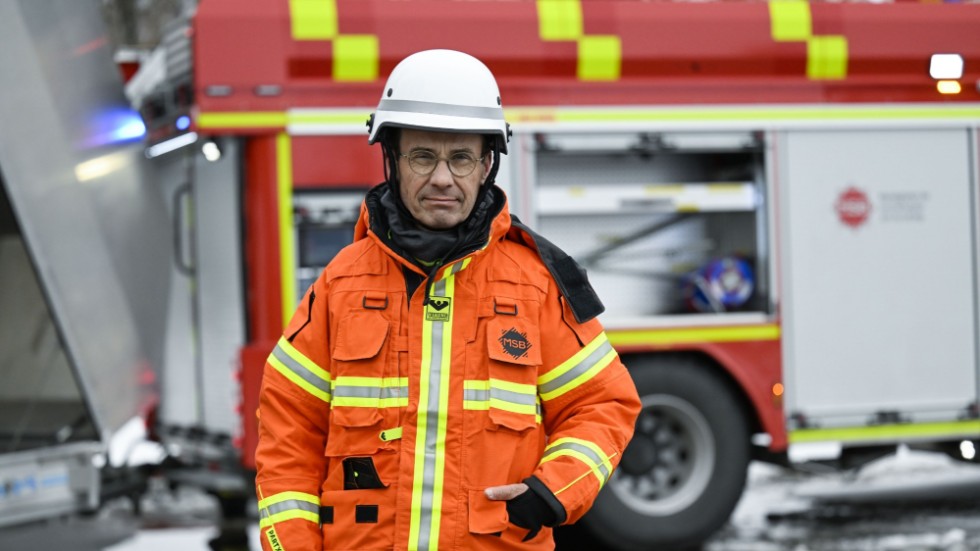 Statsminister Ulf Kristersson (M) besökte MSB och räddningstjänstgymnasiet på Sandö strax söder om Kramfors.
