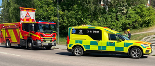 Ramlade omkull på elsparkcykel – fördes till sjukhus