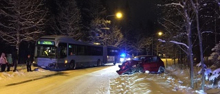 Buss i trafikolycka